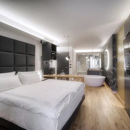 M Loft - Adults Only דירה *