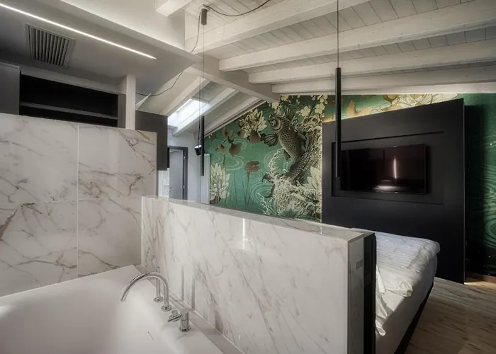 M Loft - Adults Only Apartment *